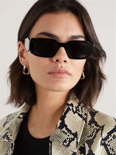 prada sunglaases